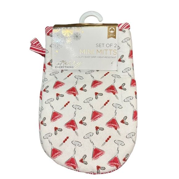 Merry Everything Oven Mitts Set of 2 Holiday Cocktails - Picture 7 of 7